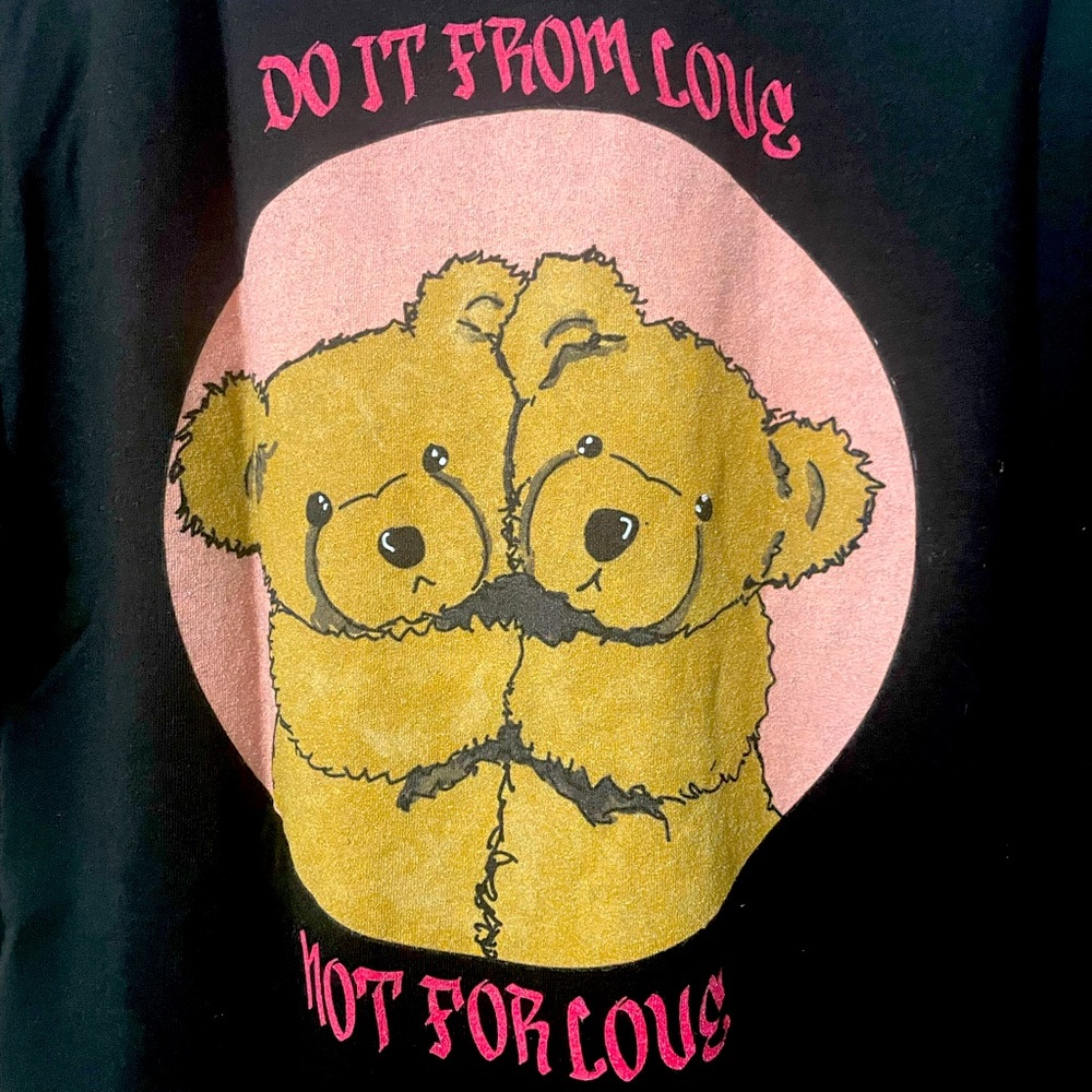Hugging Bears T-Shirt - Men's L